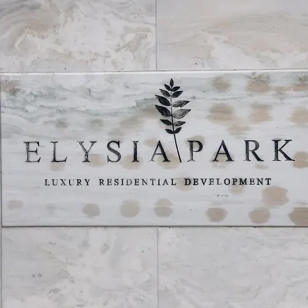 Villa Elysia Park 13 - Cozy With 2 Bedrooms - Pool, Gym, Center Paphos