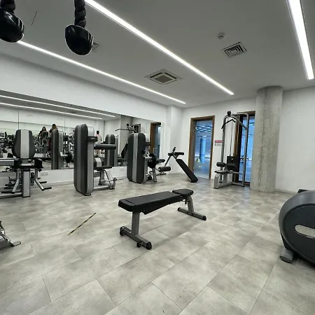 Elysia Park 13 - Cozy With 2 Bedrooms - Pool, Gym, Center *