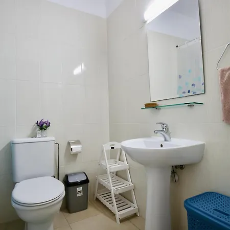 Elysia Park 13 - Cozy With 2 Bedrooms - Pool, Gym, Center * Paphos
